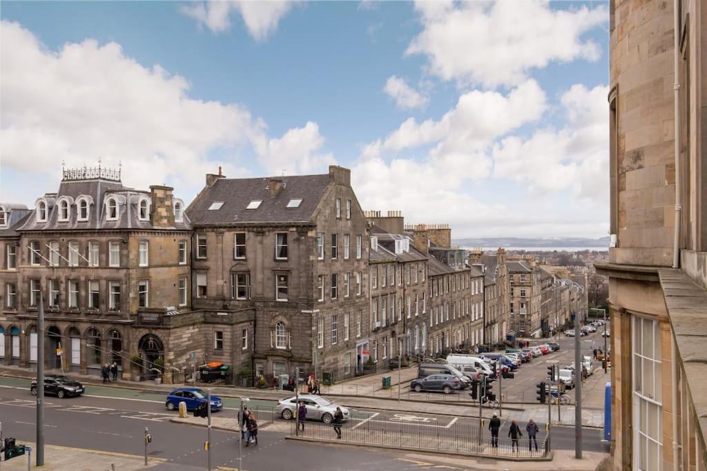 St James Quarter 2 Bed Apartment 에든버러 외부 사진
